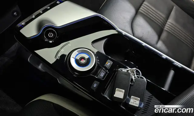 Kia EV6 2024 0.1 автомат (гидро), миниатюра 12