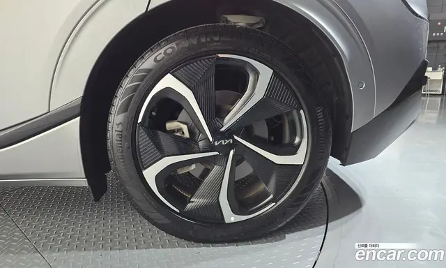 Kia EV6 2024 0.1 автомат (гидро), миниатюра 7