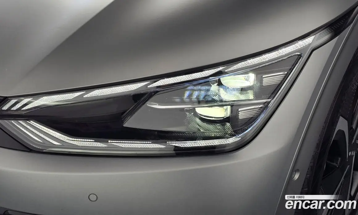 Kia EV6 2024 0.1 автомат (гидро), фото 8