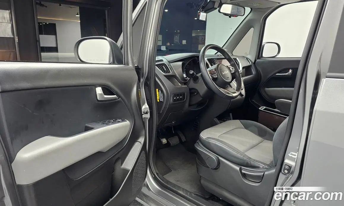 Kia Ray 2022 1.0 автомат (гидро), фото 10