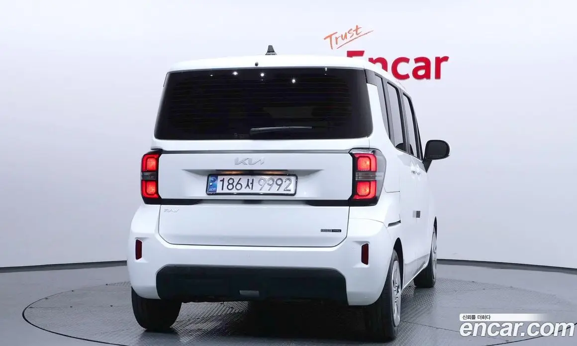 Kia Ray 2024 1.0 автомат (гидро), фото 4