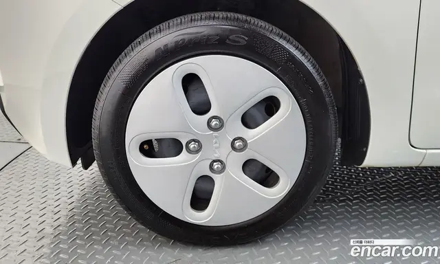 Kia Ray 2024 1.0 автомат (гидро), миниатюра 5