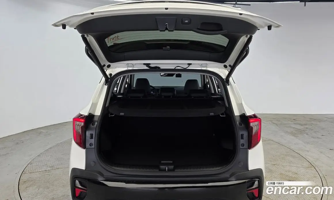 Kia Seltos 2022 1.6 автомат (гидро), фото 22