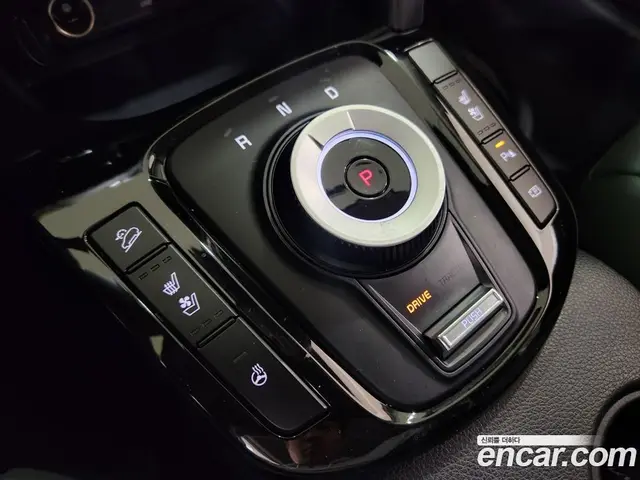 Kia Seltos 2024 2.0 автомат (гидро), миниатюра 9