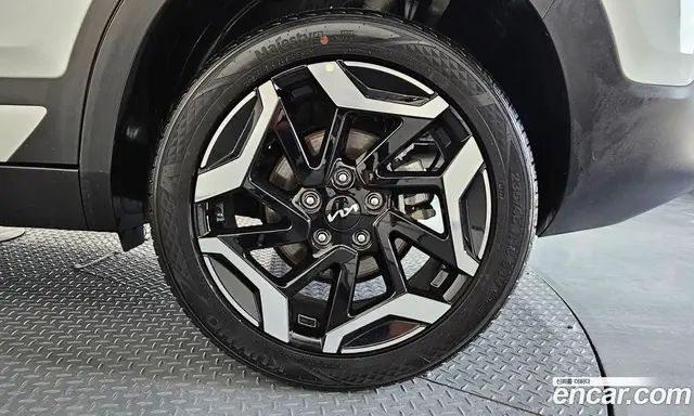 Kia Seltos 2024 1.6 автомат (гидро), миниатюра 7