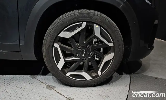 Kia Seltos 2025 1.6 автомат (гидро), миниатюра 7