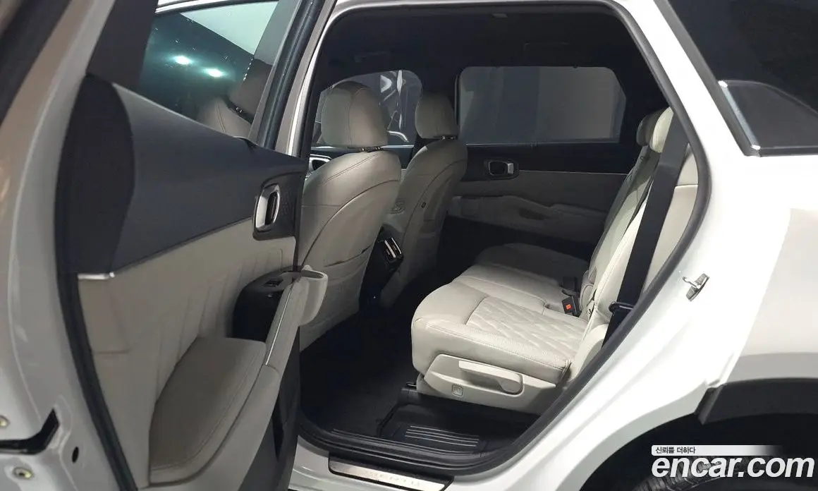 Kia Sorento 2021 1.6 автомат (гидро), фото 16