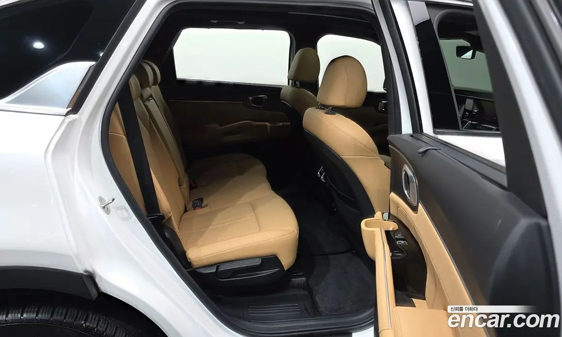 Kia Sorento 2023 1.6 автомат (гидро), фото 18