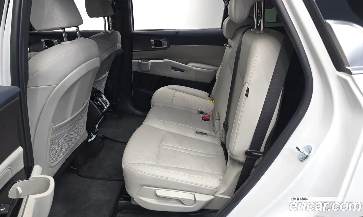 Kia Sorento 2025 1.6 автомат (гидро), фото 17