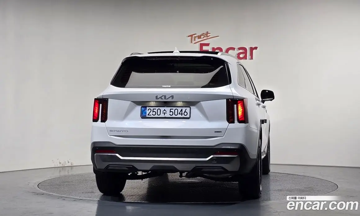 Kia Sorento 2025 1.6 автомат (гидро), фото 4