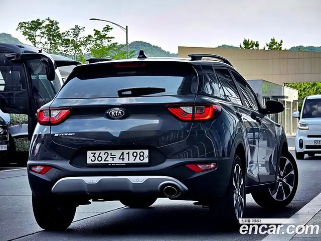 Kia Stonic 2020 1.4 автомат (гидро), миниатюра 11