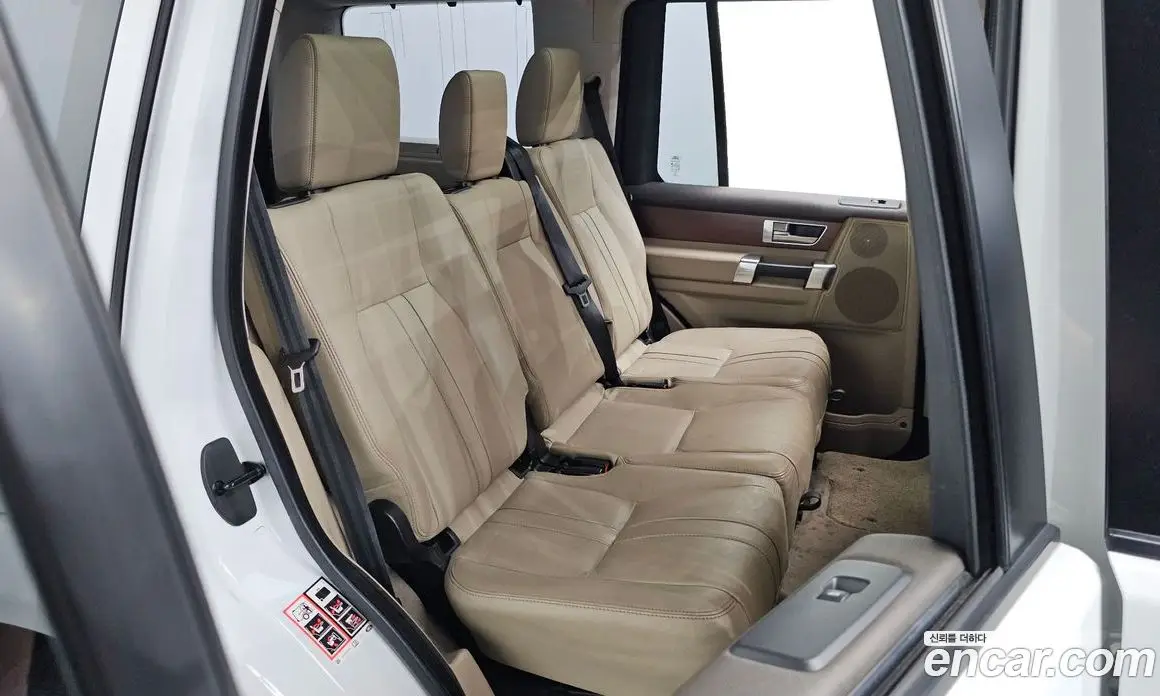 Land Rover Discovery 2016 3.0 автомат (гидро), фото 11
