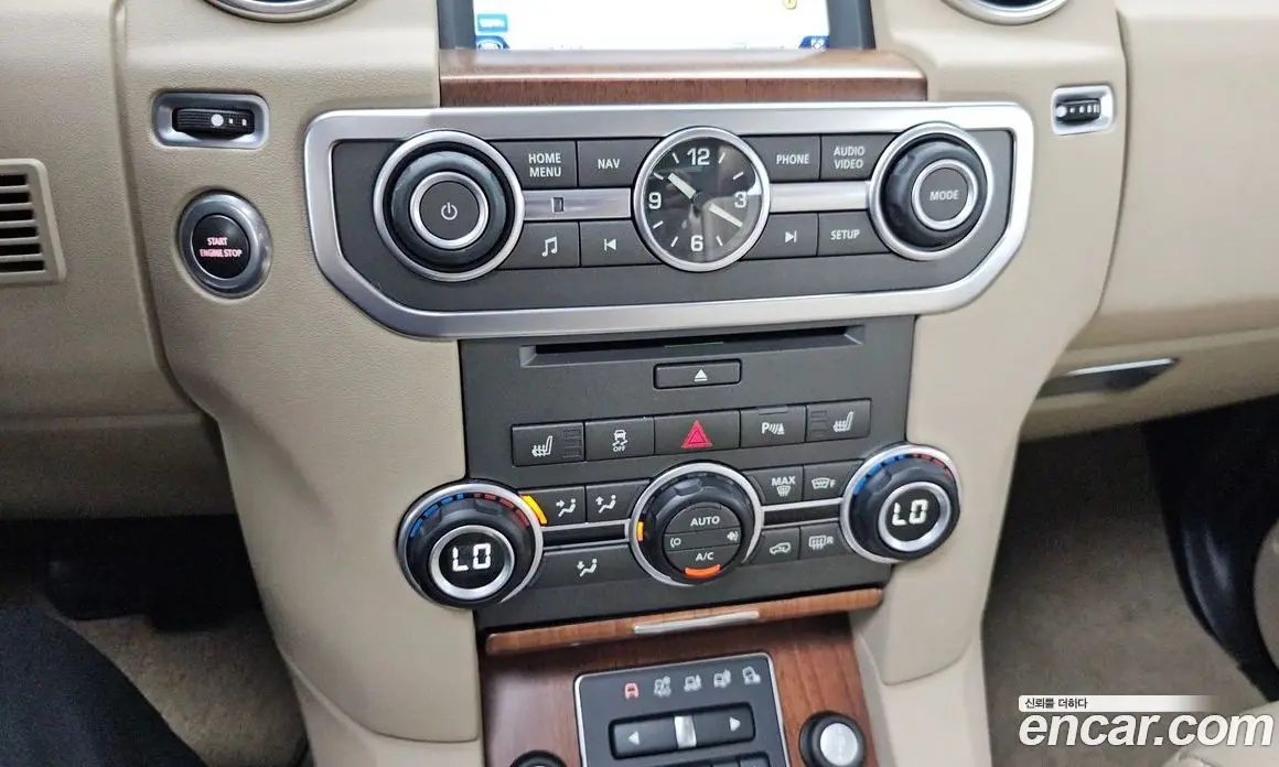 Land Rover Discovery 2016 3.0 автомат (гидро), фото 17