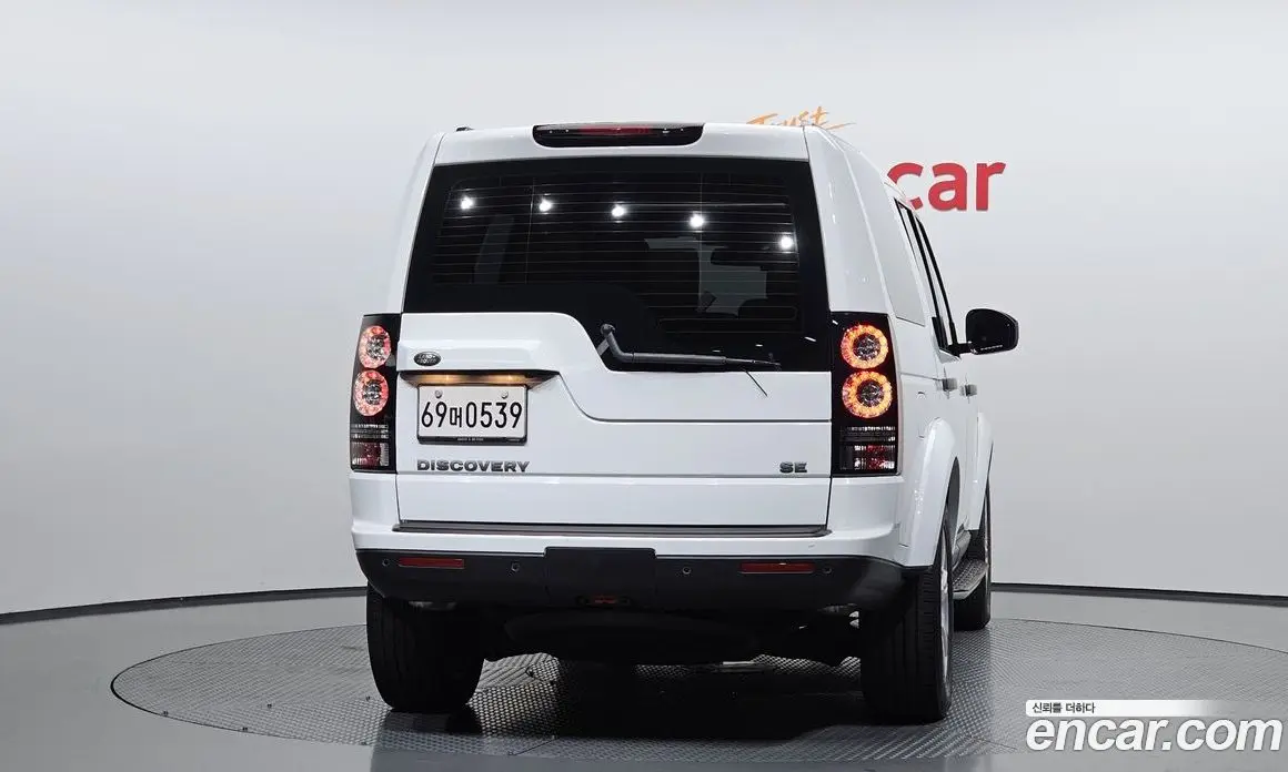 Land Rover Discovery 2016 3.0 автомат (гидро), фото 4