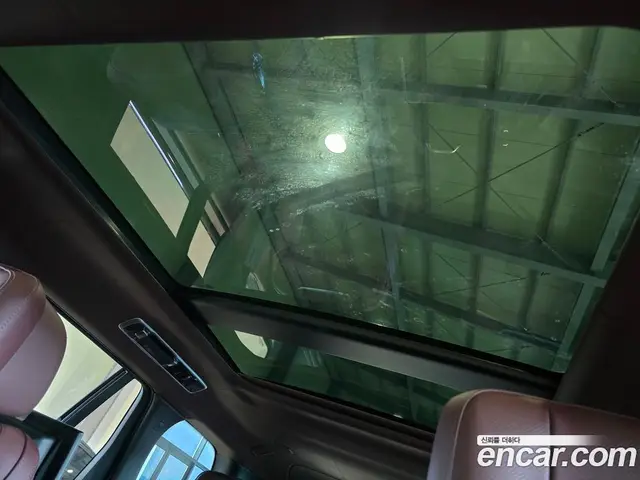 Land Rover Range Rover 2025 4.4 автомат (гидро), миниатюра 11