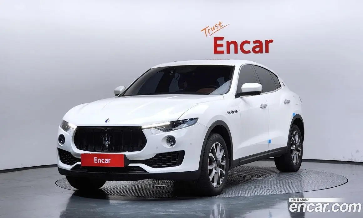 Maserati Levante 2018 3.0 автомат (гидро), фото 1 Maserati Levante 2018 3.0 автомат (гидро), фото 1