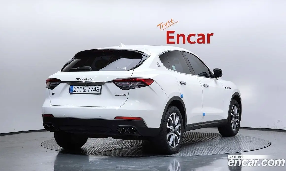 Maserati Levante 2018 3.0 автомат (гидро), фото 2 Maserati Levante 2018 3.0 автомат (гидро), фото 2