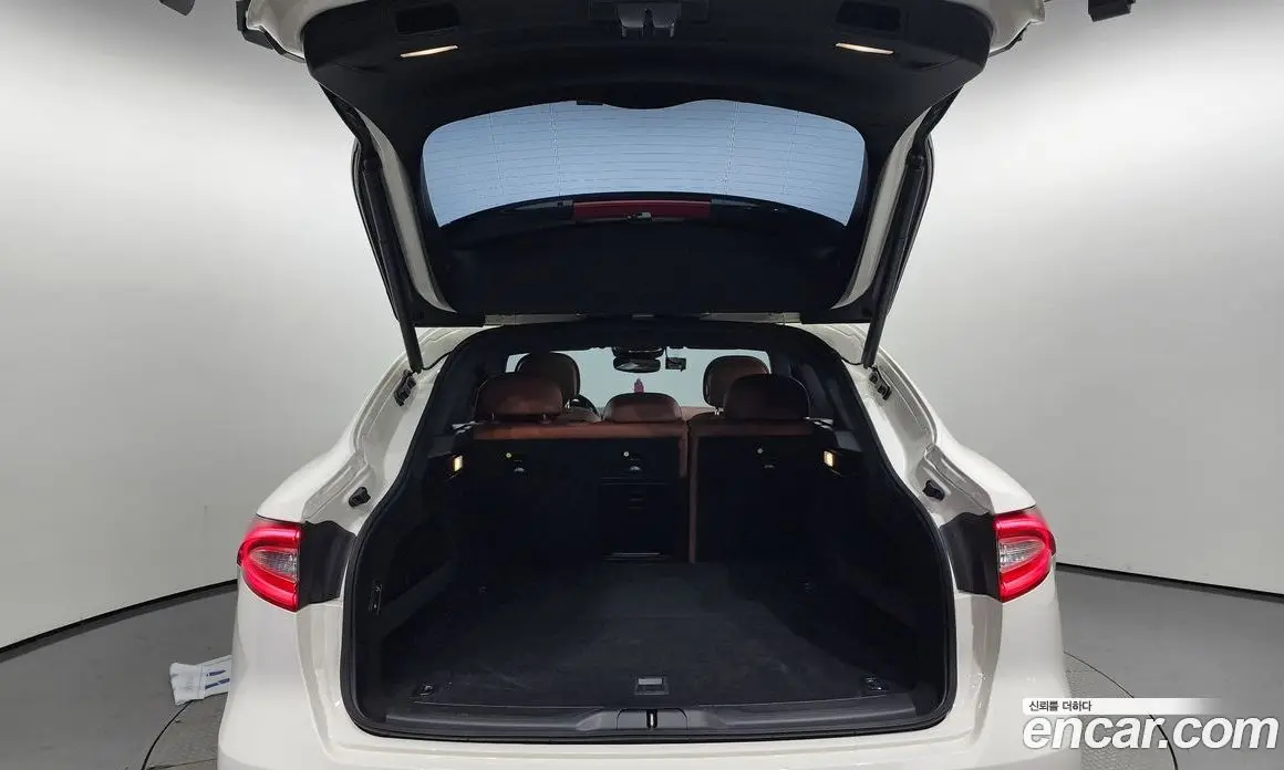 Maserati Levante 2018 3.0 автомат (гидро), фото 20 Maserati Levante 2018 3.0 автомат (гидро), фото 20