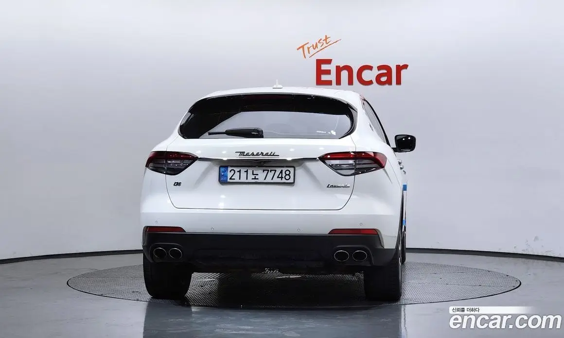 Maserati Levante 2018 3.0 автомат (гидро), фото 4 Maserati Levante 2018 3.0 автомат (гидро), фото 4