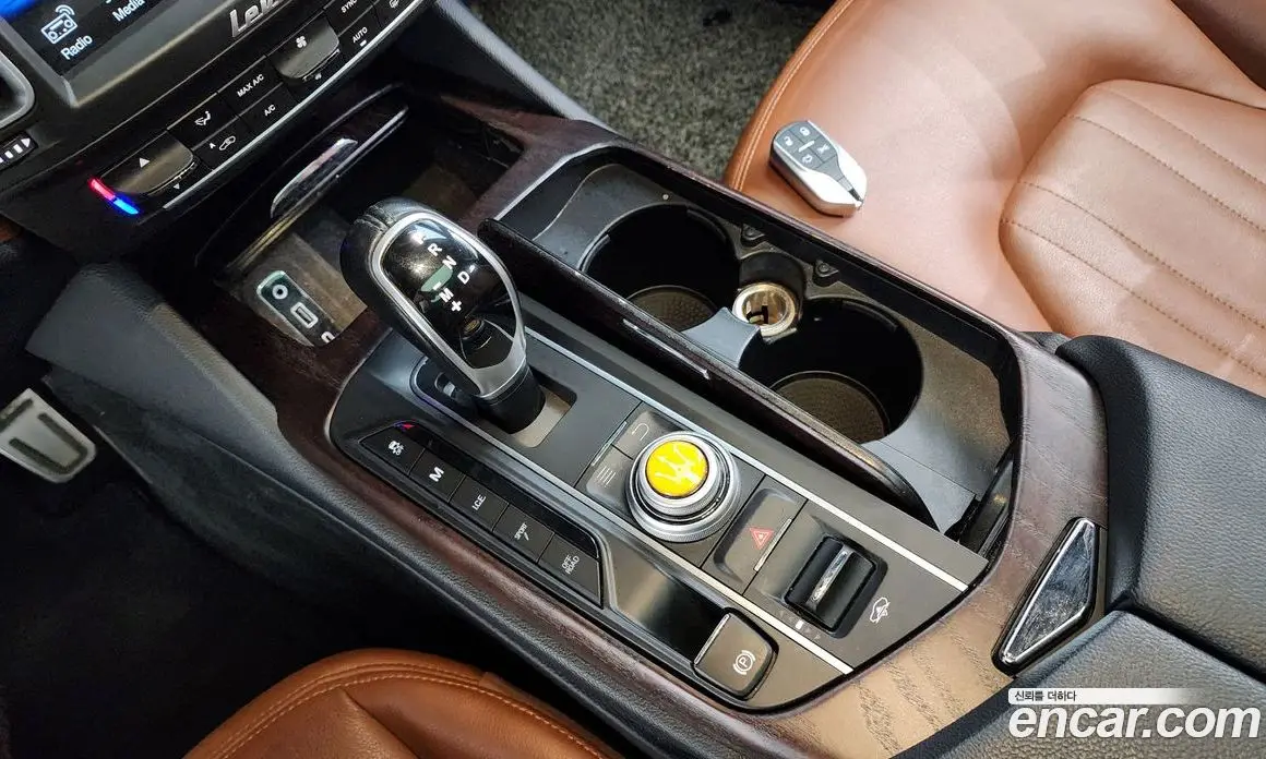 Maserati Levante 2018 3.0 автомат (гидро), фото 9 Maserati Levante 2018 3.0 автомат (гидро), фото 9
