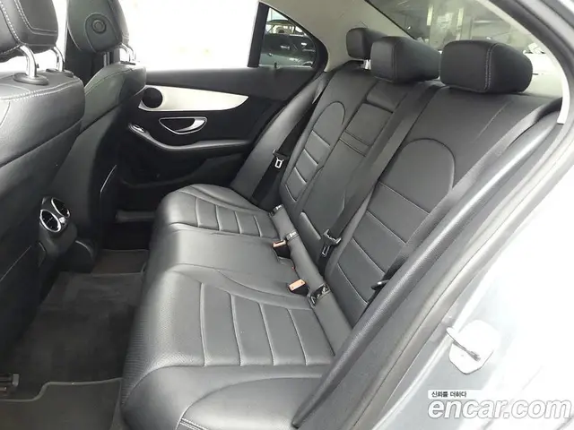Mercedes-Benz C-Class 2017 2.0 автомат (гидро), миниатюра 11