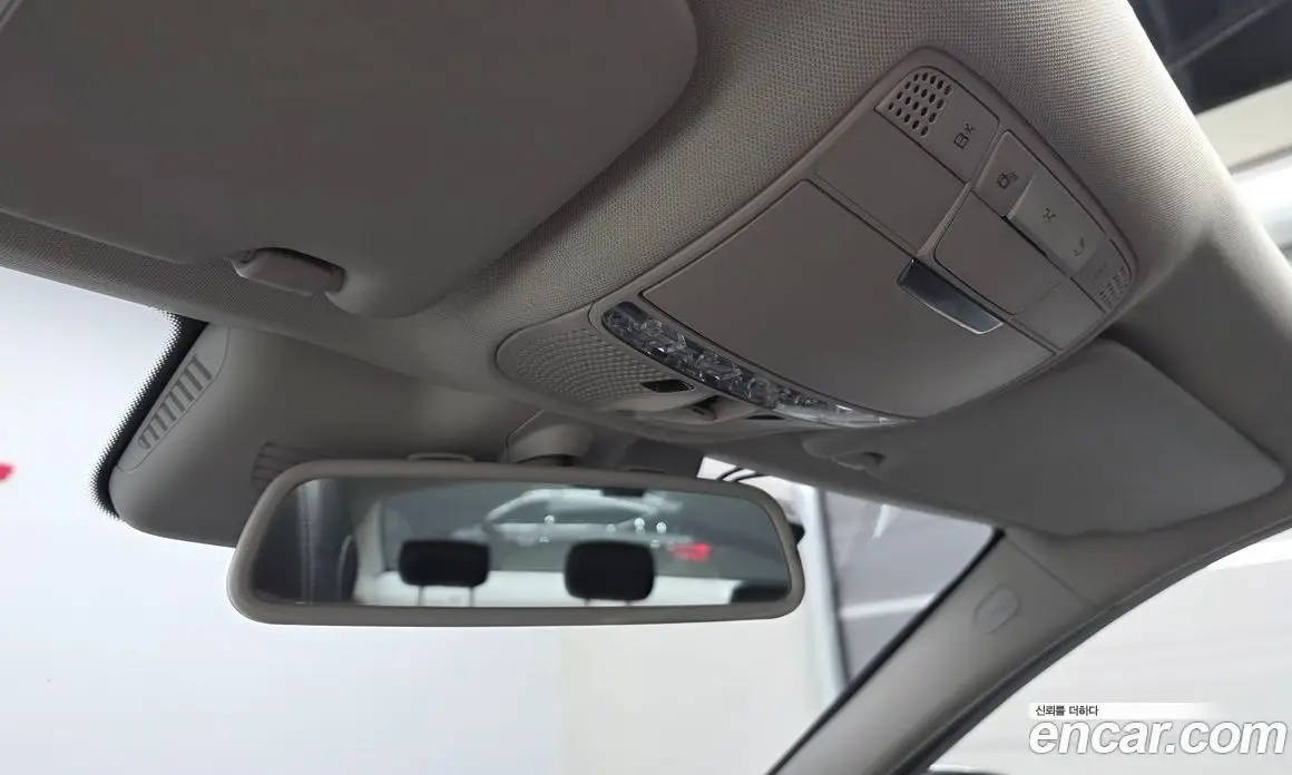 Mercedes-Benz C-Class 2017 2.1 гидро, фото 18 Mercedes-Benz C-Class 2017 2.1 гидро, фото 18