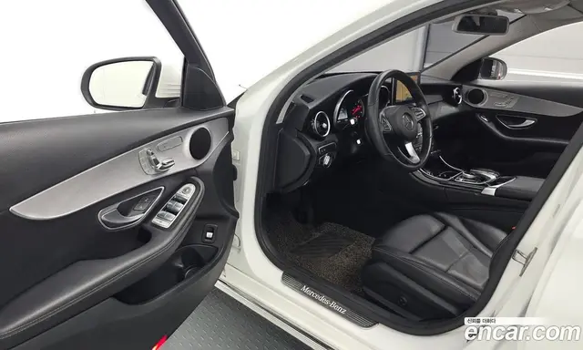 Mercedes-Benz C-Class 2017 2.1 гидро, миниатюра 10 Mercedes-Benz C-Class 2017 2.1 гидро, миниатюра 10