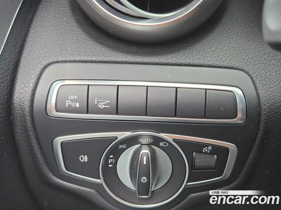 Mercedes-Benz C-Class 2018 3.0 гидро, фото 9 Mercedes-Benz C-Class 2018 3.0 гидро, фото 9