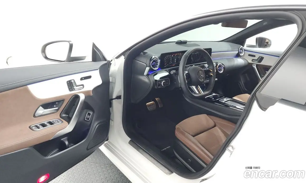 Mercedes-Benz CLA-Class 2024 2.0 гидро, фото 13