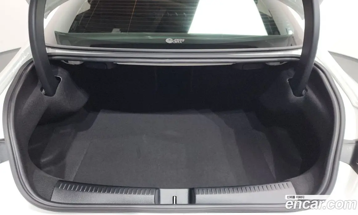 Mercedes-Benz CLA-Class 2024 2.0 гидро, фото 24