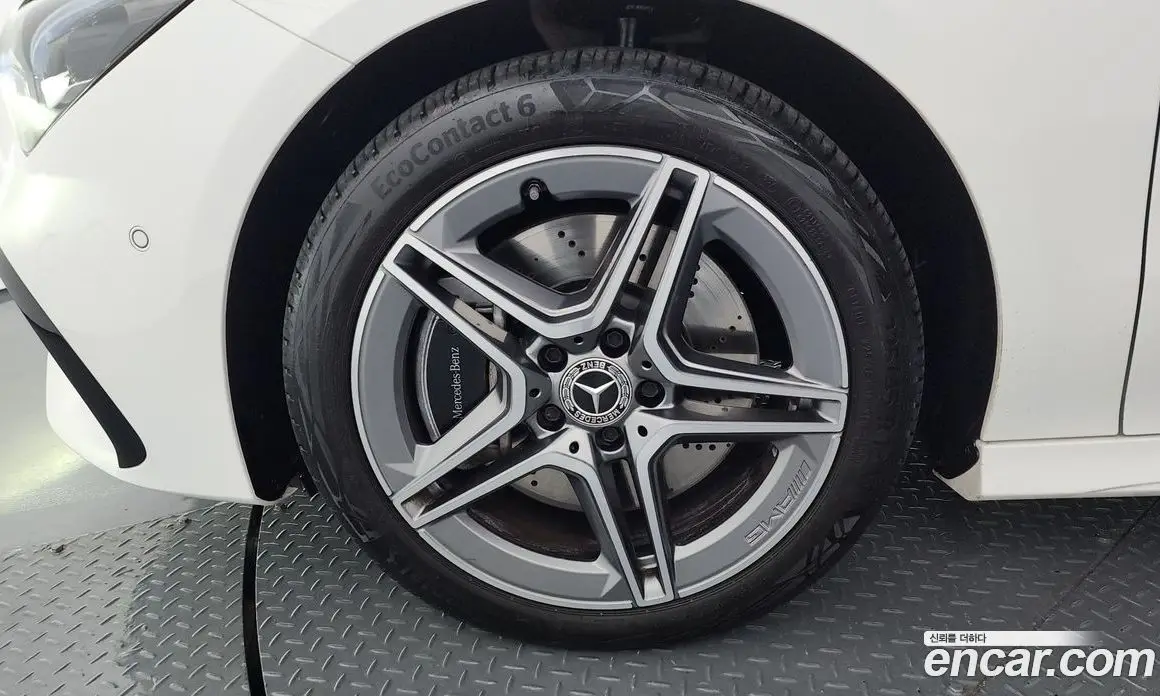 Mercedes-Benz CLA-Class 2024 2.0 гидро, фото 5