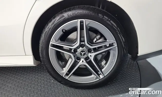 Mercedes-Benz CLA-Class 2024 2.0 гидро, миниатюра 7