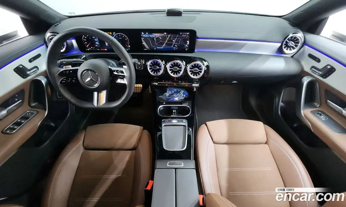 Mercedes-Benz CLA-Class 2024 2.0 гидро, фото 10