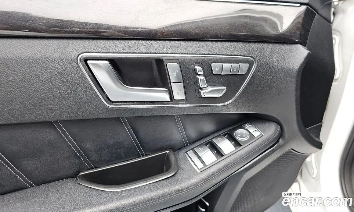 Mercedes-Benz E-Class 2015 3.5 гидро, фото 17 Mercedes-Benz E-Class 2015 3.5 гидро, фото 17
