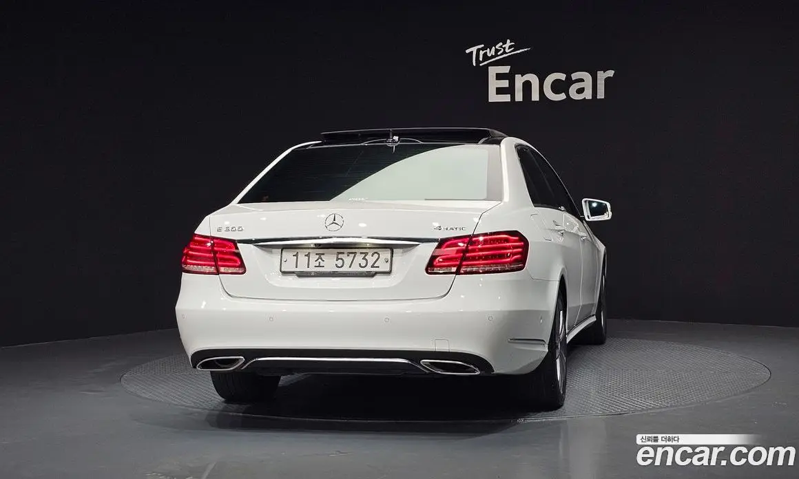Mercedes-Benz E-Class 2015 3.5 гидро, фото 4 Mercedes-Benz E-Class 2015 3.5 гидро, фото 4