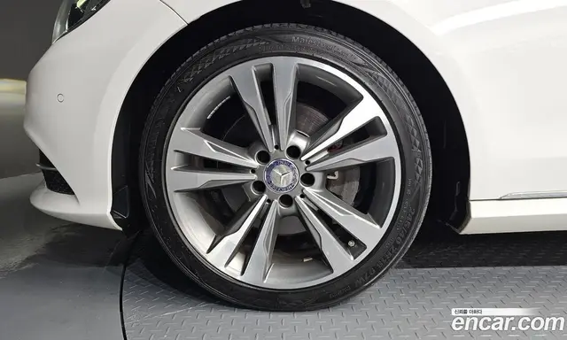 Mercedes-Benz E-Class 2015 3.5 гидро, миниатюра 5 Mercedes-Benz E-Class 2015 3.5 гидро, миниатюра 5
