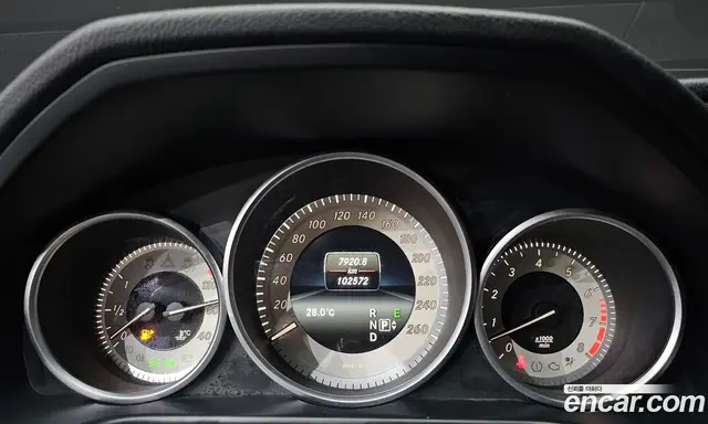Mercedes-Benz E-Class 2015 3.5 гидро, миниатюра 8 Mercedes-Benz E-Class 2015 3.5 гидро, миниатюра 8