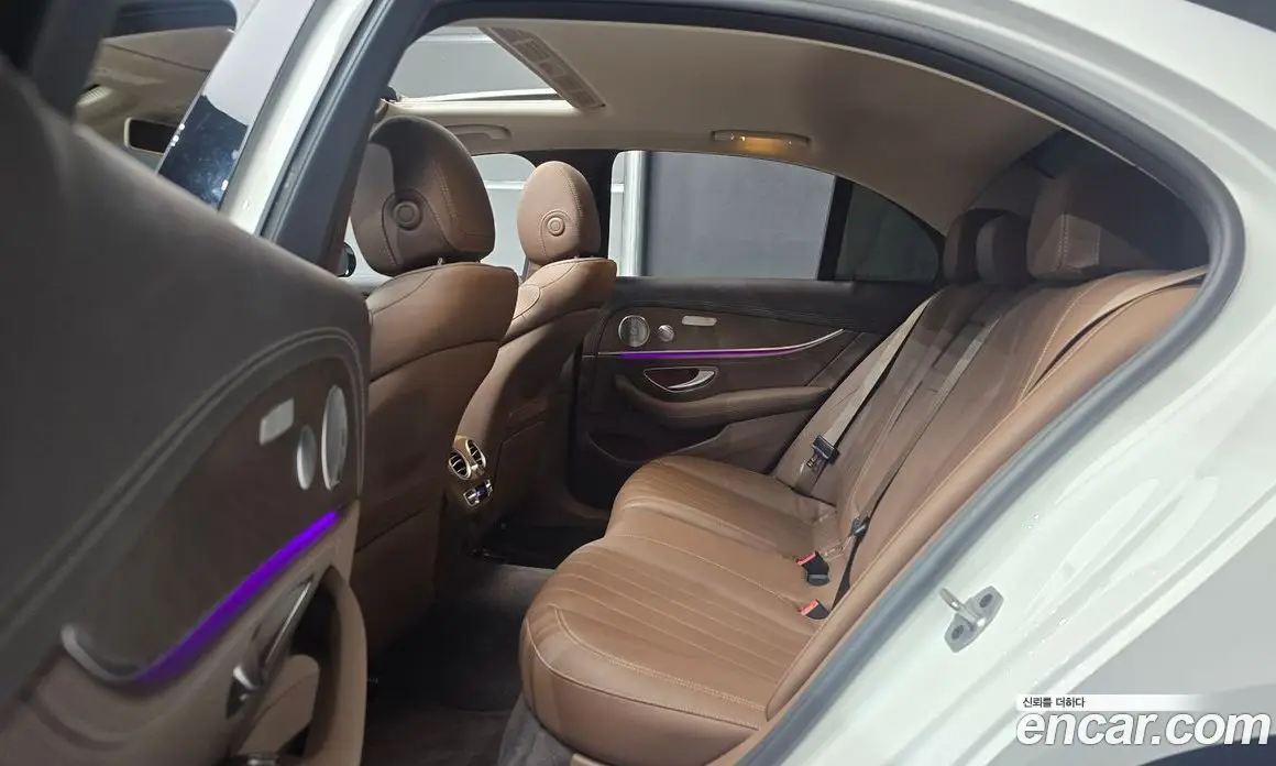 Mercedes-Benz E-Class 2020 2.0 гидро, фото 18