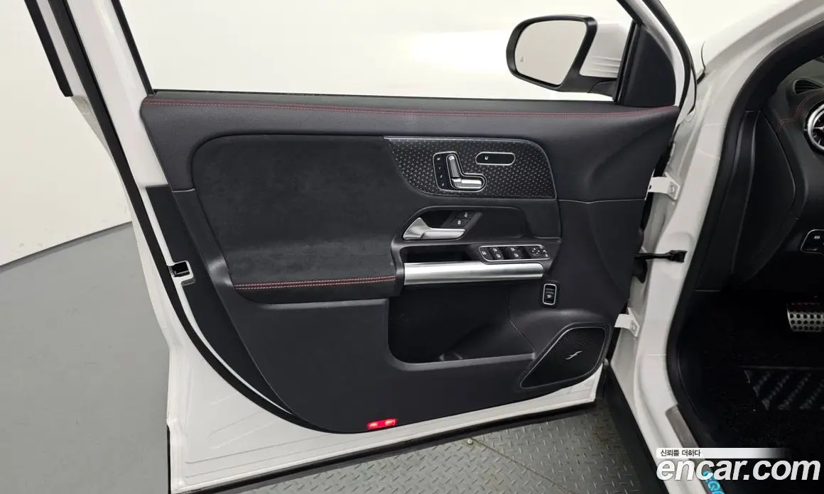 Mercedes-Benz EQA 2024 0.2 гидро, фото 14