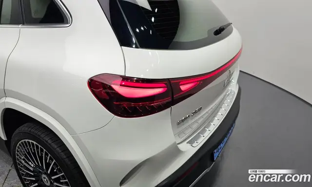 Mercedes-Benz EQA 2024 0.2 гидро, миниатюра 9