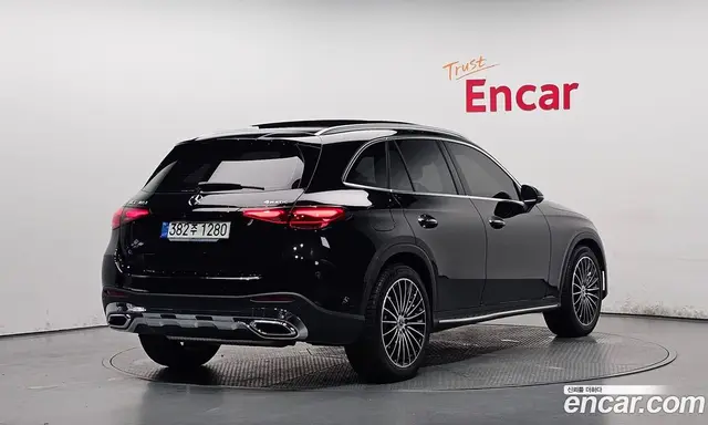 Mercedes-Benz GLC-Class 2025 2.0 гидро, миниатюра 2