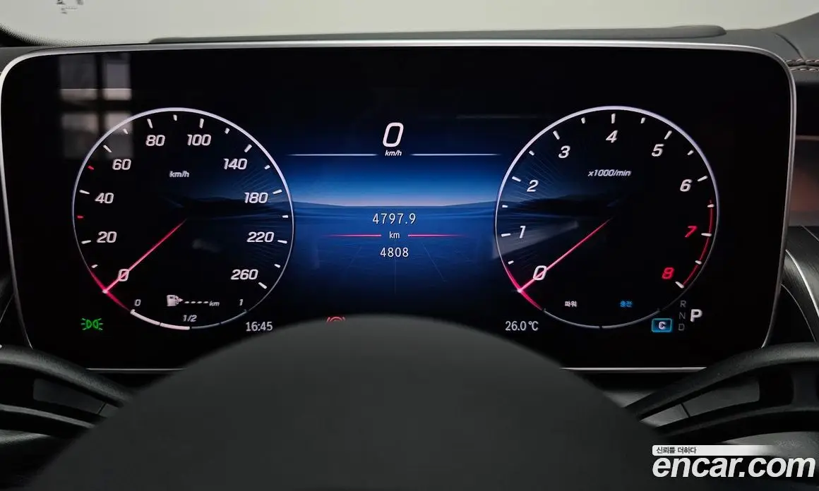 Mercedes-Benz GLC-Class 2025 2.0 гидро, фото 11