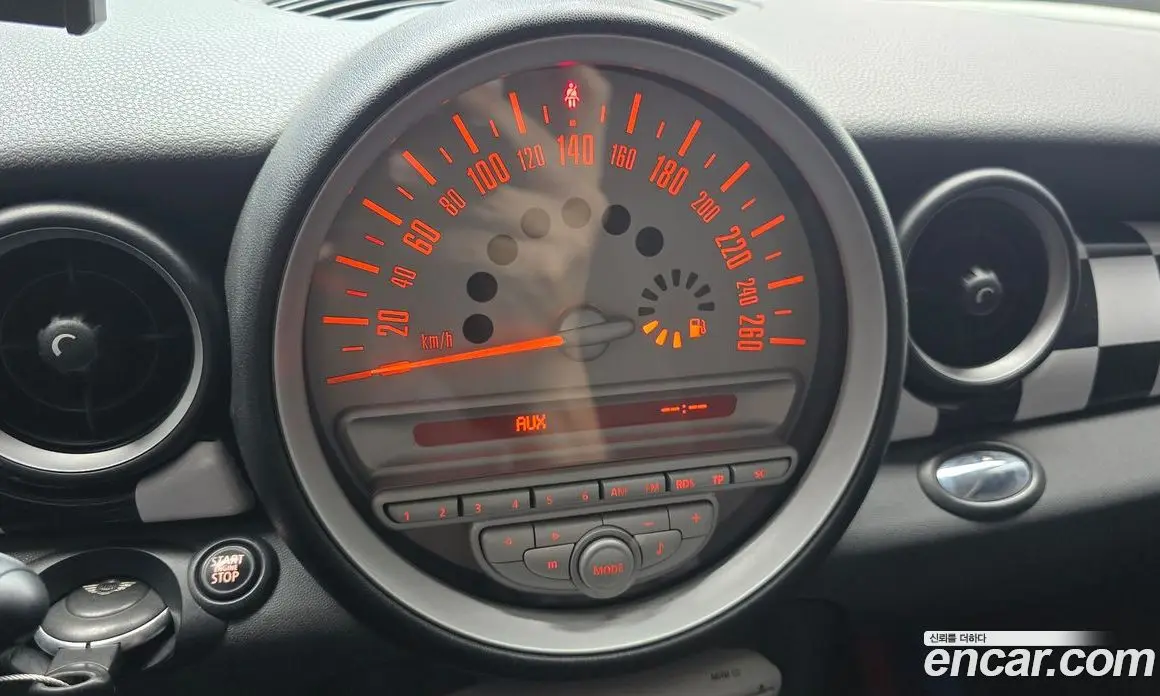 Mini Cooper 2010 1.6 автомат (гидро), фото 16