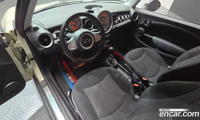 Mini Cooper 2010 1.6 автомат (гидро), миниатюра 7