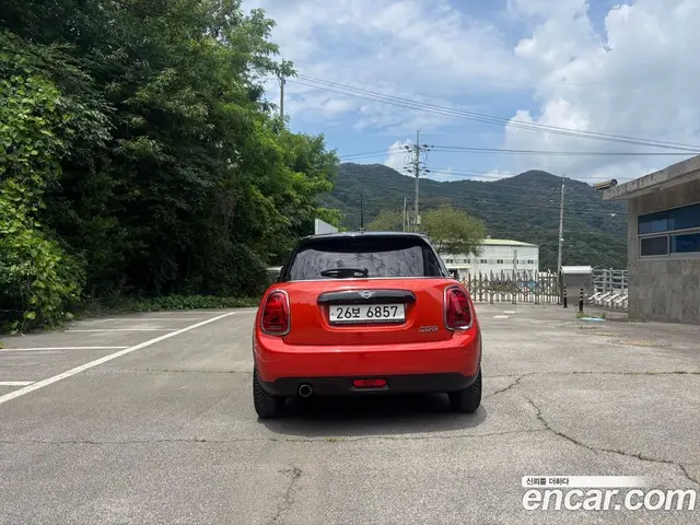 Mini Cooper 2019 1.5 автомат (гидро), миниатюра 4