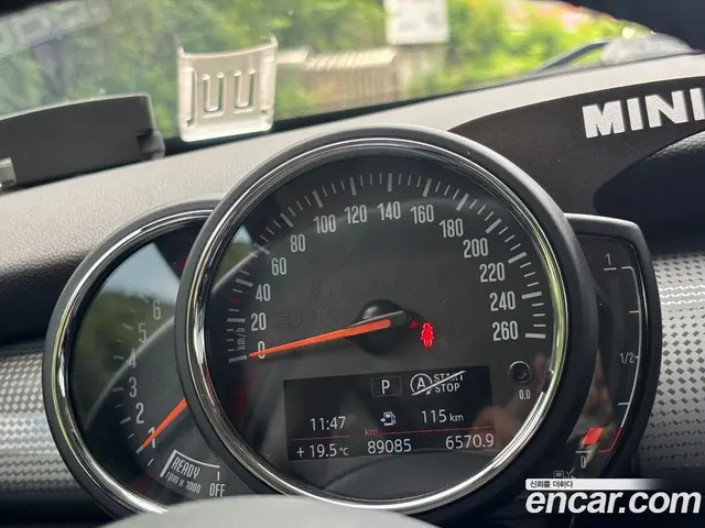 Mini Cooper 2019 1.5 автомат (гидро), миниатюра 8