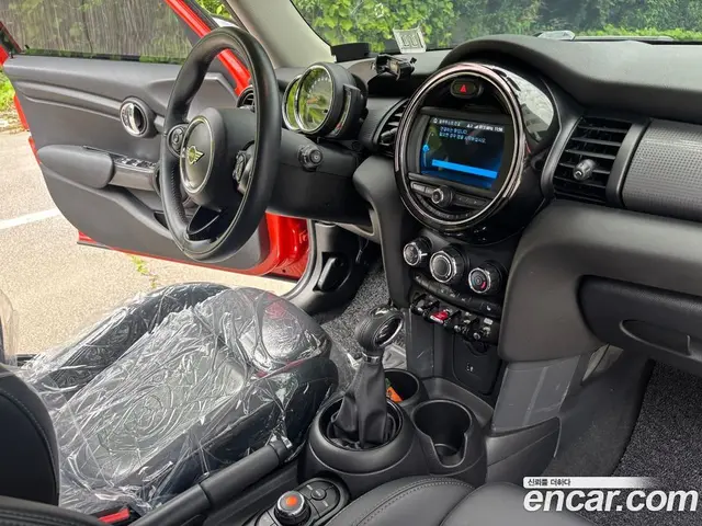 Mini Cooper 2019 1.5 автомат (гидро), миниатюра 10