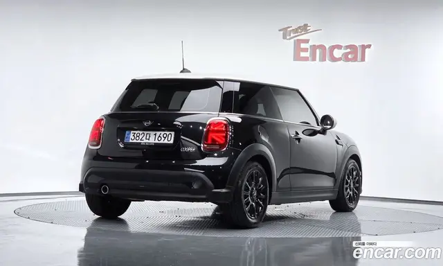 Mini Cooper, 2023, 9 617 км