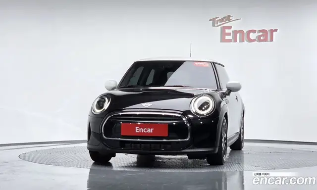 Mini Cooper 2023 1.5 автомат (гидро), миниатюра 2