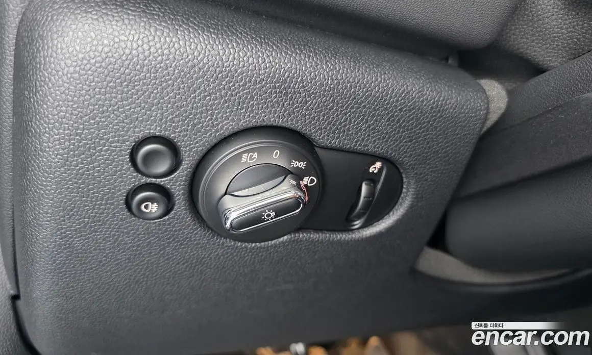 Mini Cooper 2023 1.5 автомат (гидро), фото 23